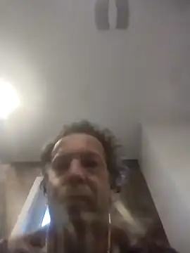 trucker1979 online show from 10/22/25, 08:19