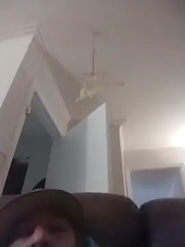 trucker1979 online show from 11/15/25, 09:32