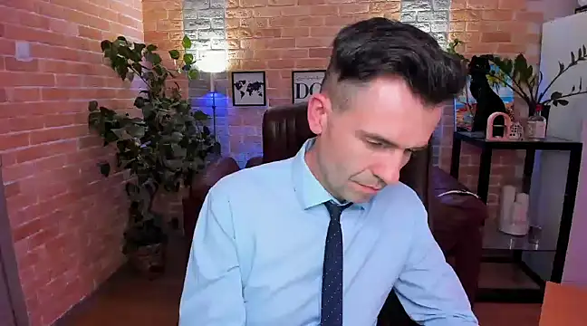 SteveTiger online show from 03/18/25, 03:53