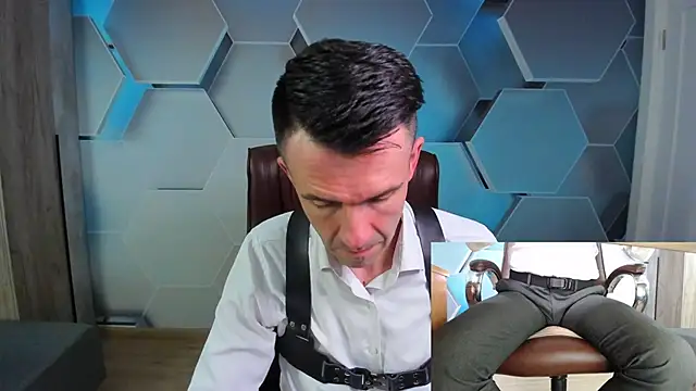 SteveTiger online show from 04/13/26, 01:27