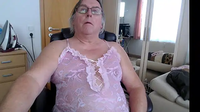 Sissygera online show from 01/09/25, 02:29