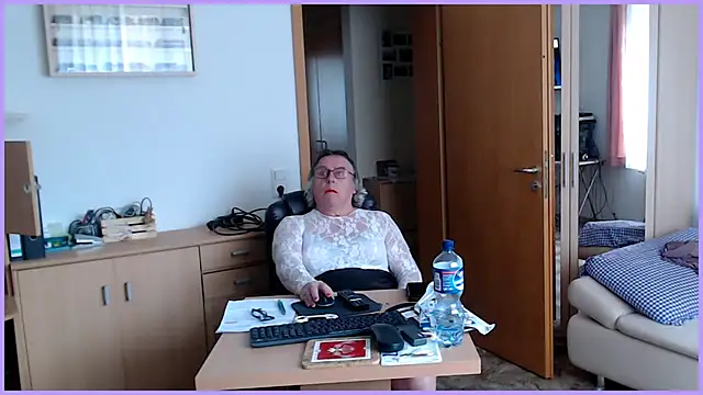 Snapshot of Sissygera chatting on 03/24/26, 03:06 Sissygera online show from 03/24/26, 03:06