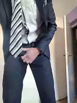 Snapshot of Justforoneday chatting on 01/07/25, 12:31 Justforoneday online show from 01/07/25, 12:31