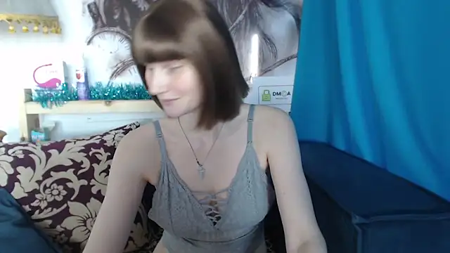 cornflower mm online show from 02/06/25, 08:07