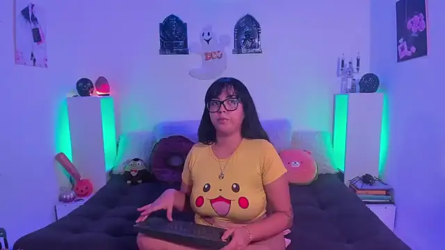 LillyCandy online show from 10/21/25, 12:55