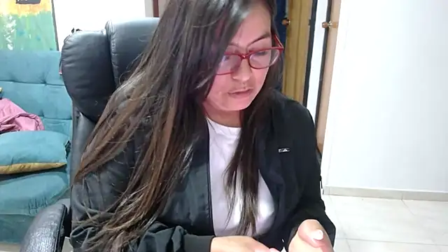 Ixchel Anaid online show from 03/10/25, 08:23