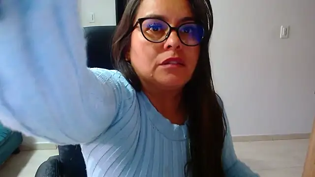 Ixchel Anaid online show from 03/13/25, 09:05