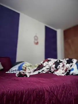 Ixchel Anaid online show from 10/04/25, 05:11