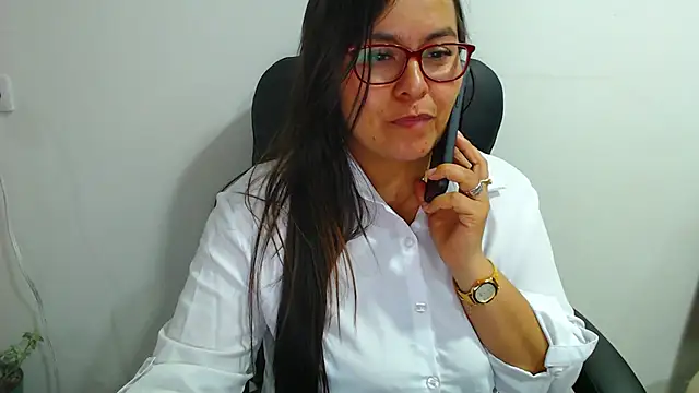 Ixchel Anaid online show from 10/26/25, 03:23