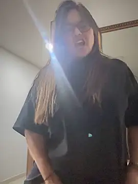 Ixchel Anaid online show from 11/08/25, 02:12