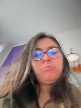 Snapshot of Ixchel_Anaid chatting on 02/15/26, 03:31 Ixchel Anaid online show from 02/15/26, 03:31