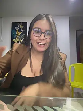 Ixchel Anaid online show from 04/18/26, 03:10