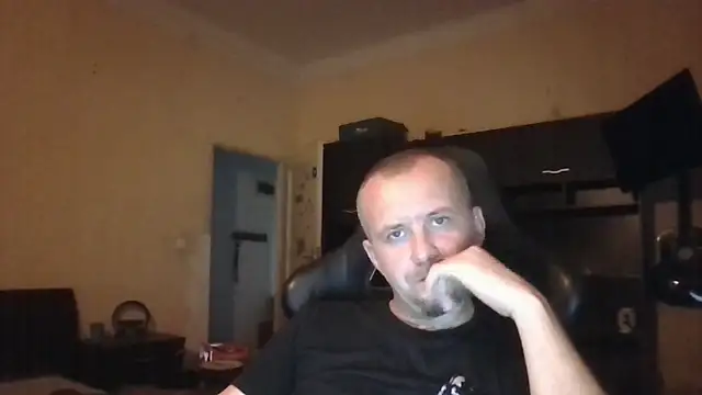 MrWhitePL online show from 07/31/26, 06:18