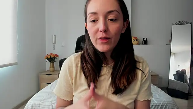 molly marmalade  online show from 03/04/25, 09:11