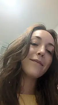 molly marmalade  online show from 04/18/26, 07:58