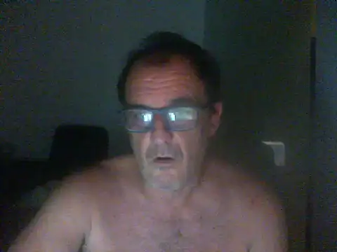 Snapshot of ConradinhoBR50 chatting on 05/13/26, 05:27 ConradinhoBR50 online show from 05/13/26, 05:27