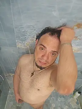 latinoflpr online show from 03/23/26, 01:53