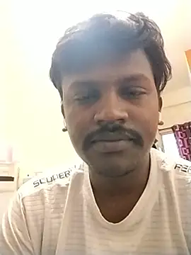 Snapshot of vasukanna786 chatting on 04/10/26, 12:21 vasukanna786 online show from 04/10/26, 12:21