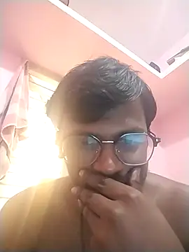 Snapshot of vasukanna786 chatting on 05/11/26, 09:26 vasukanna786 online show from 05/11/26, 09:26