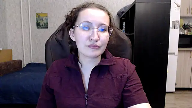 AnKey Rayah online show from 11/18/25, 04:11