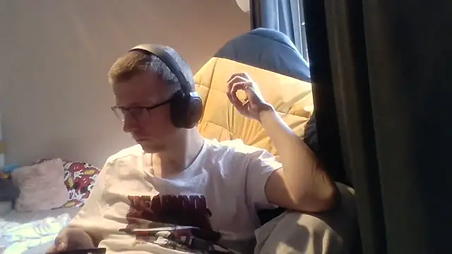 David250692 online show from 03/04/26, 10:21