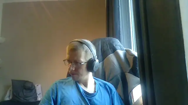 David250692 online show from 06/10/26, 12:15