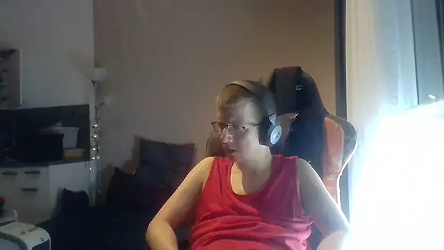 David250692 online show from 06/24/26, 08:24