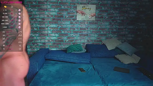 mark normal online show from 03/02/25, 02:30