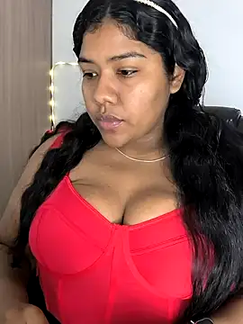 paola091 online show from 10/06/25, 11:24