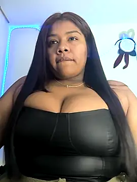 paola091 online show from 12/22/25, 11:35