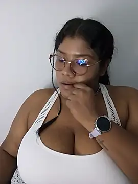 paola091 online show from 05/19/26, 01:56