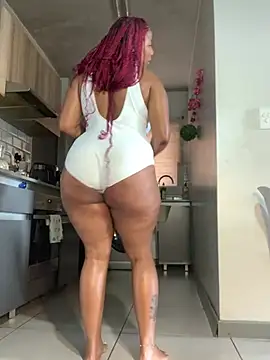 CurvyDesire1 online show from 03/14/25, 07:48