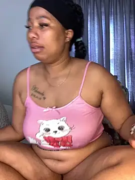 CurvyDesire1 online show from 12/16/25, 06:29