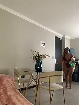 CurvyDesire1 online show from 03/02/26, 06:47