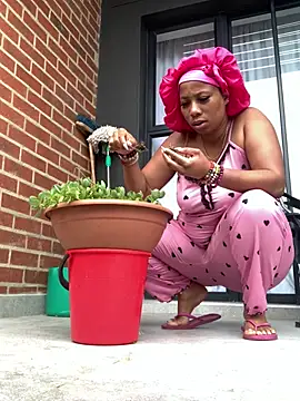 CurvyDesire1 online show from 03/12/26, 07:58