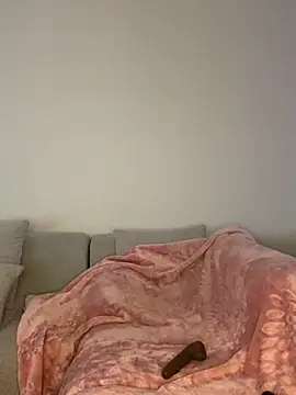 CurvyDesire1 online show from 04/12/26, 05:23