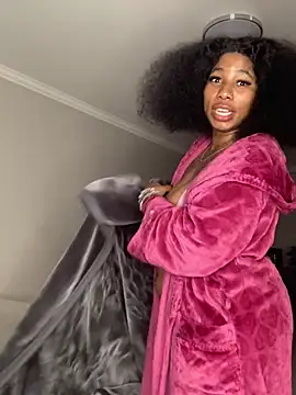 CurvyDesire1 online show from 04/16/26, 09:39