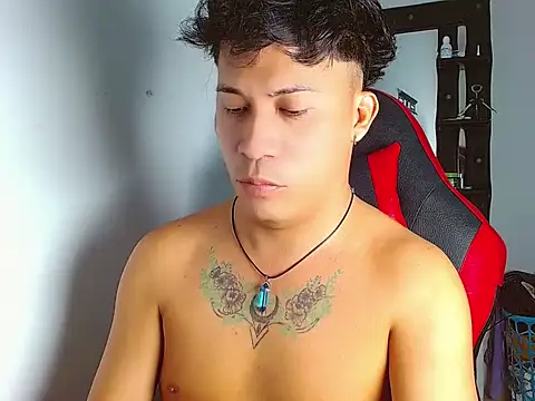 boyhot23x online show from 04/18/26, 02:48