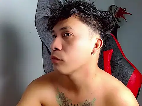 boyhot23x online show from 05/14/26, 07:26
