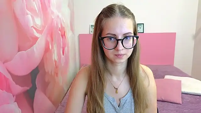 AliceAdams online show from 01/30/25, 02:25