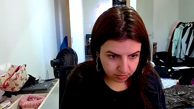 Snapshot of chelbyy chatting on 09/26/25, 05:17 chelbyy online show from 09/26/25, 05:17