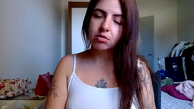 chelbyy online show from 11/06/25, 02:40