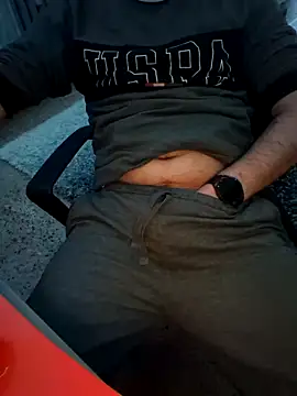 praqun2021 online show from 03/31/26, 11:27