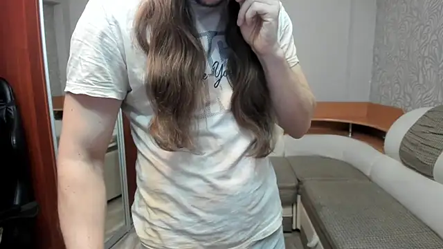 Marrymepls online show from 12/18/25, 11:55