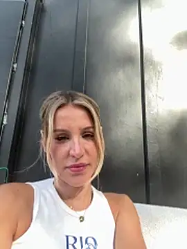 jasminesummer online show from 03/01/26, 11:07