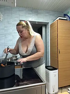 SabinaSweety online show from 02/02/26, 01:10