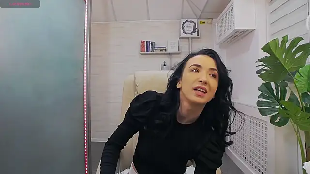 GlamKate online show from 03/02/25, 06:37