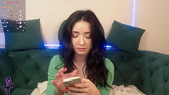 GlamKate online show from 03/05/25, 04:46