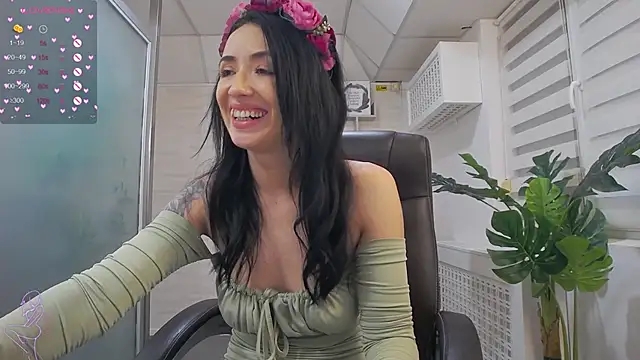 GlamKate online show from 03/10/25, 10:15