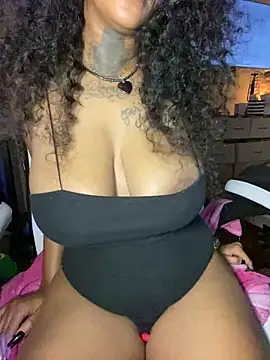 MzParker online show from 02/18/25, 02:59